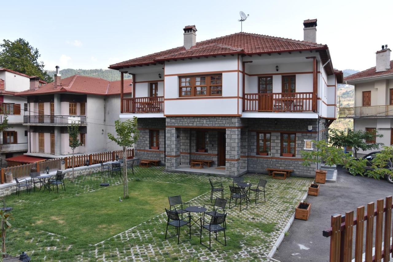 Nuca Guesthouse ميتسوفو المظهر الخارجي الصورة
