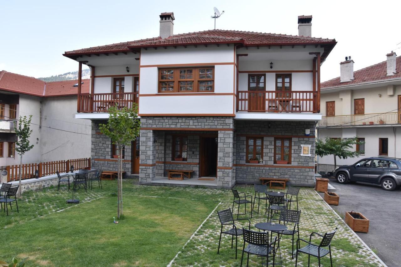 Nuca Guesthouse ميتسوفو المظهر الخارجي الصورة