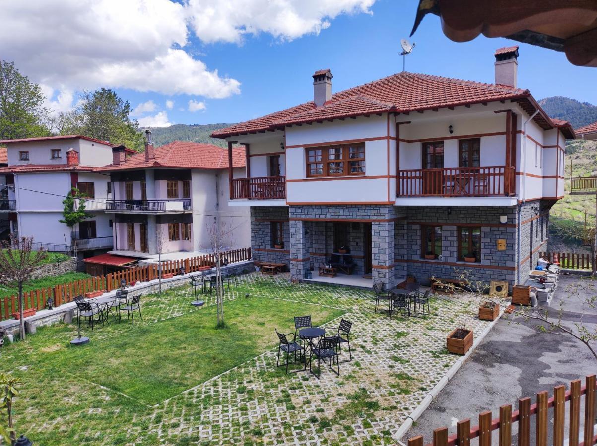 Nuca Guesthouse ميتسوفو المظهر الخارجي الصورة