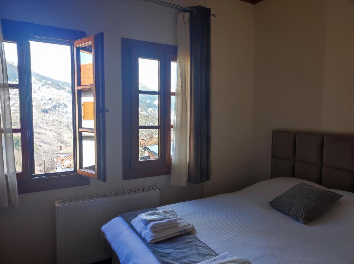 Nuca Guesthouse ميتسوفو المظهر الخارجي الصورة