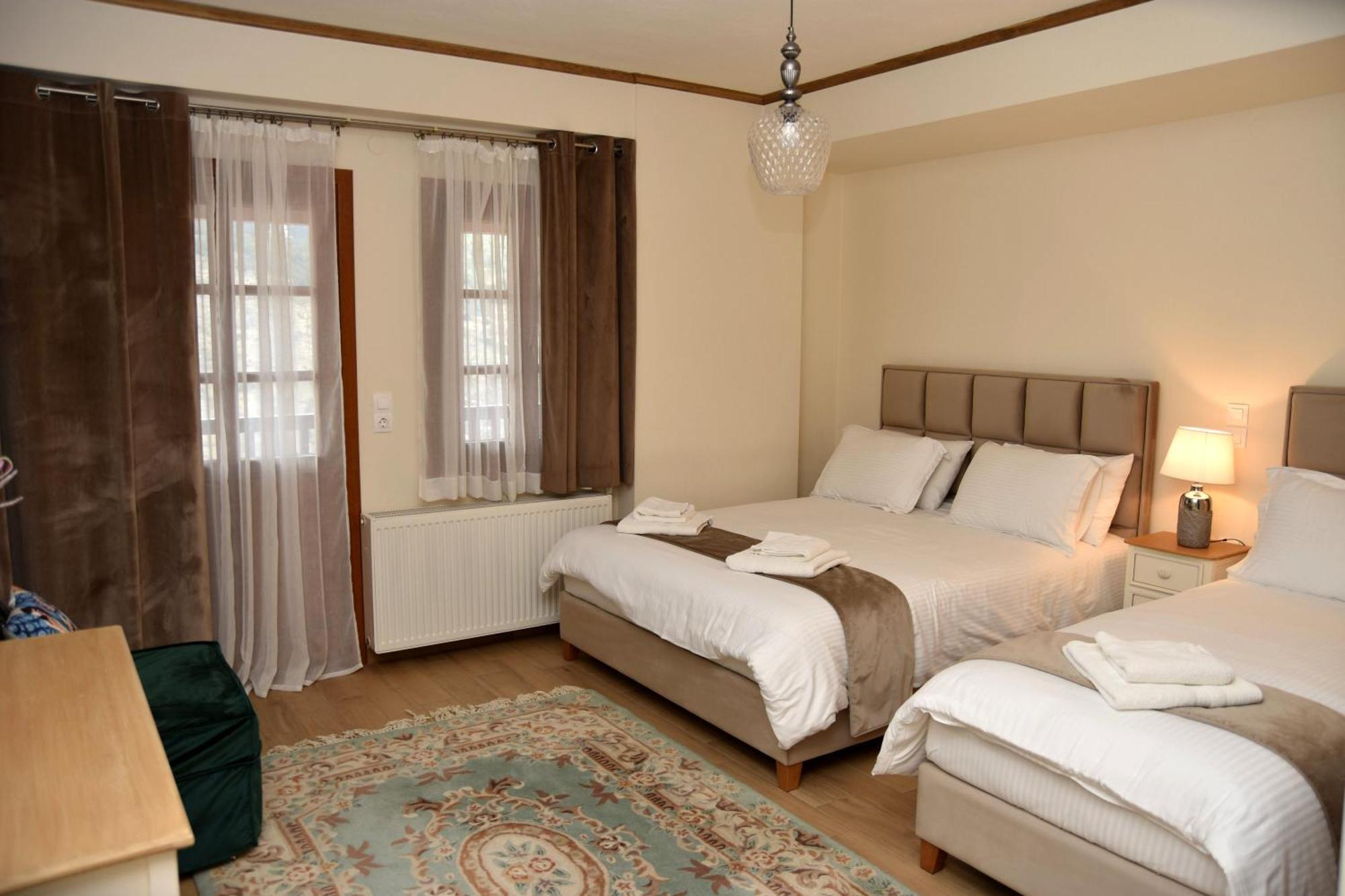 Nuca Guesthouse ميتسوفو المظهر الخارجي الصورة